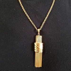 Gold straw necklace